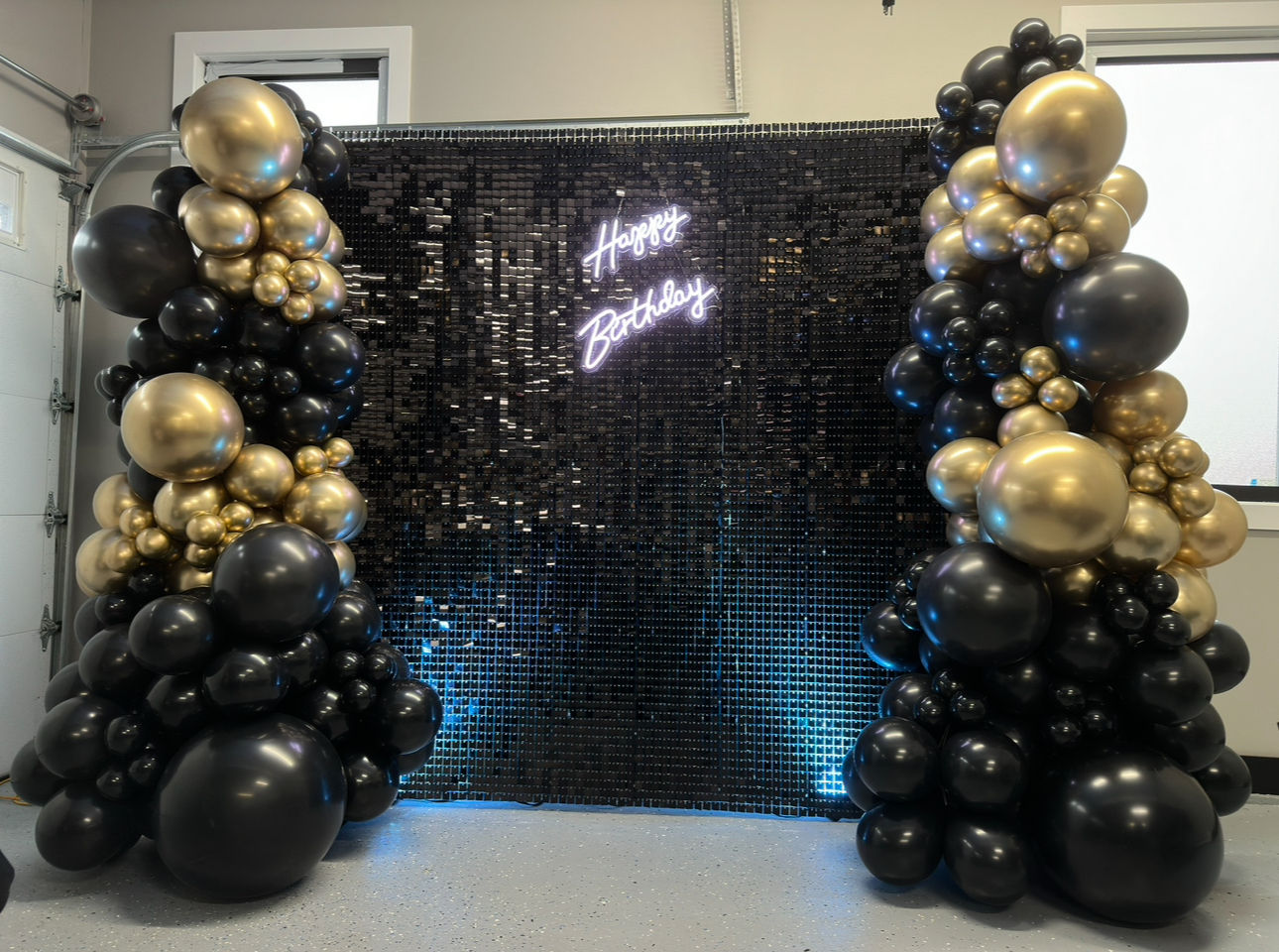 Birthday backdrop black/gold
