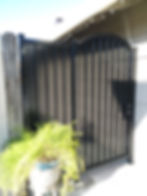 Gate