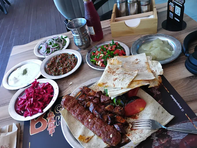 🔥 Kartal’da Bi Ciğer Bi Kebap: Usta Eliyle Gelen Gerçek Lezzet