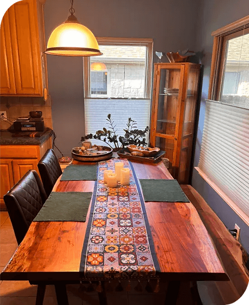 kitchen-table-fallback.png