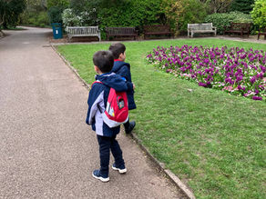 公園にいる子供達