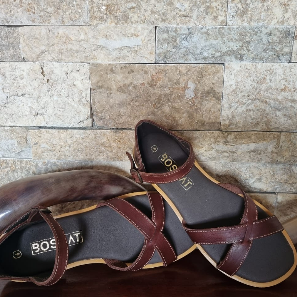 Thumbnail: Odelia Sandal