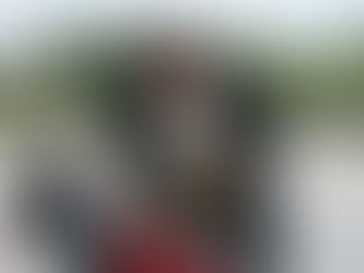 خدمة استرجاع دراجة نارية متوقفة على الطريق