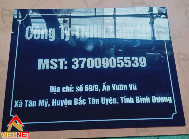 bang-mica-ten-cong-ty-lam-nhi-3