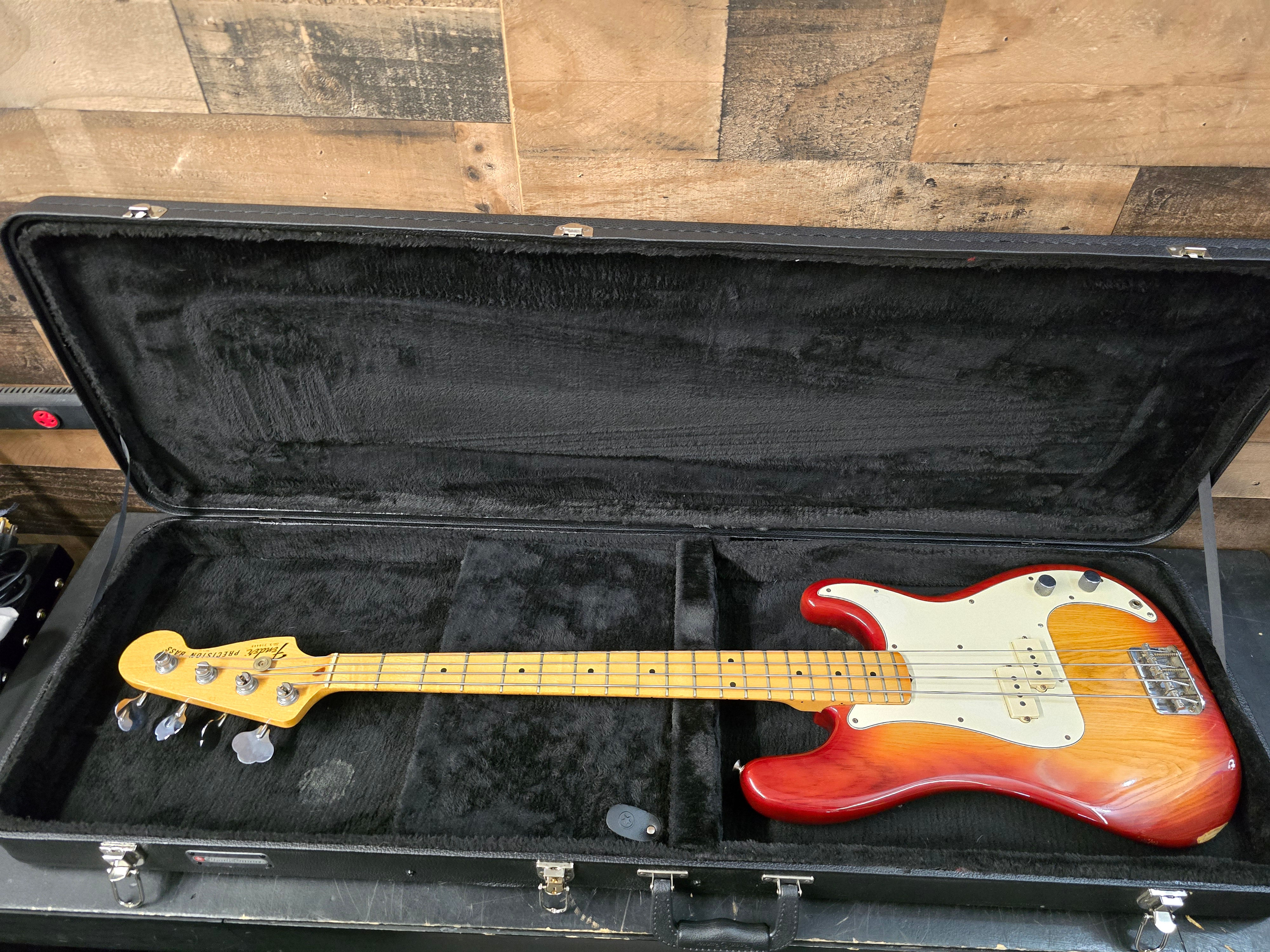 1982 Fender Precision Bass