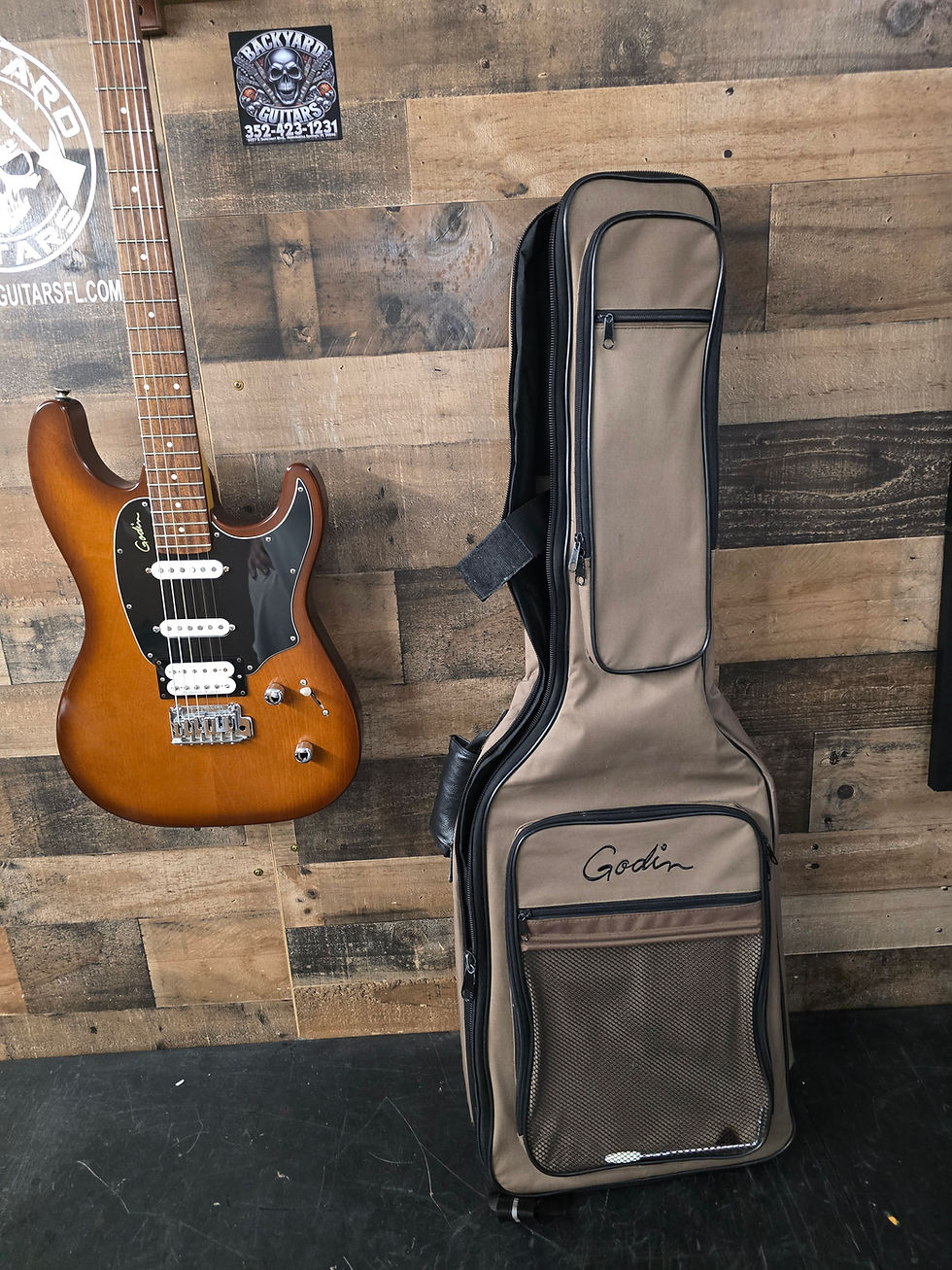 Thumbnail: Godin Session HSS