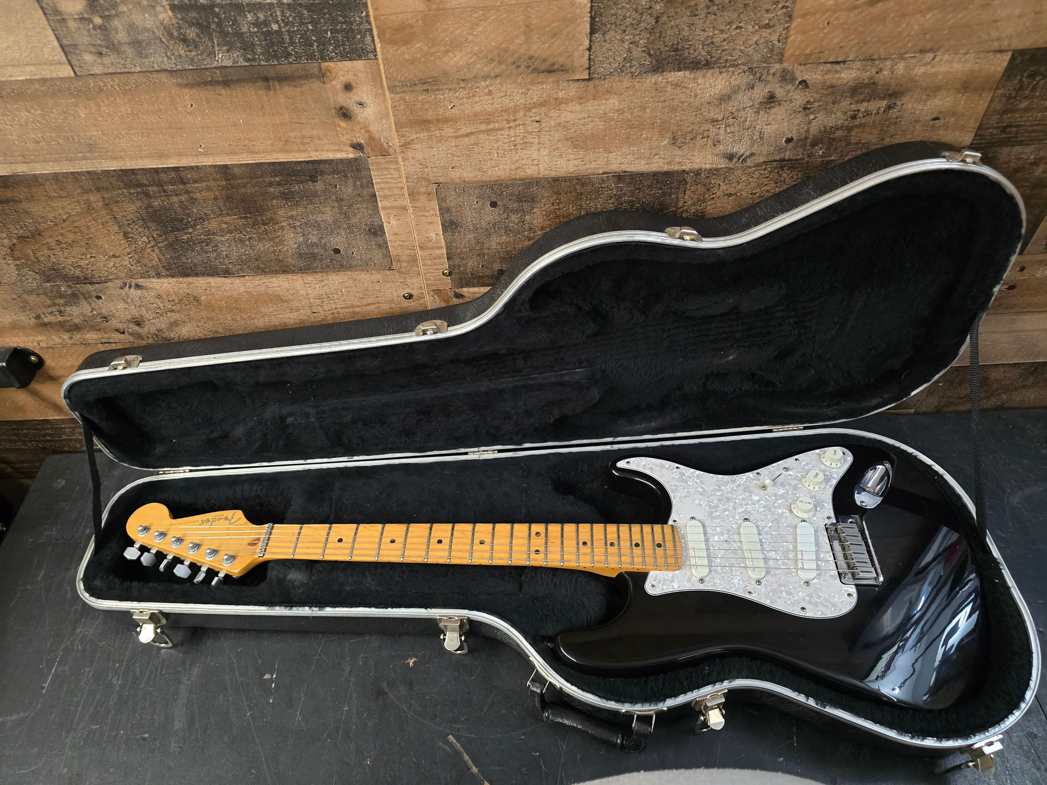 1995 Fender Stratocaster Plus