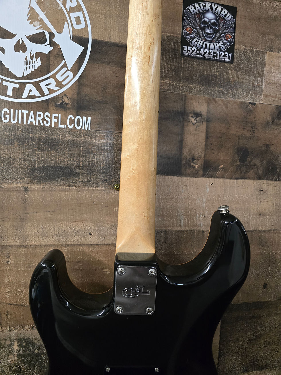 Thumbnail: 90s G&L Deluxe Comanche USA