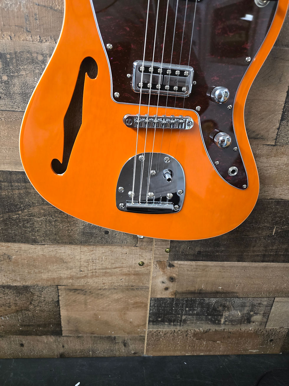 Thumbnail: Vintage REVO Series 'Surfmaster Thinline
