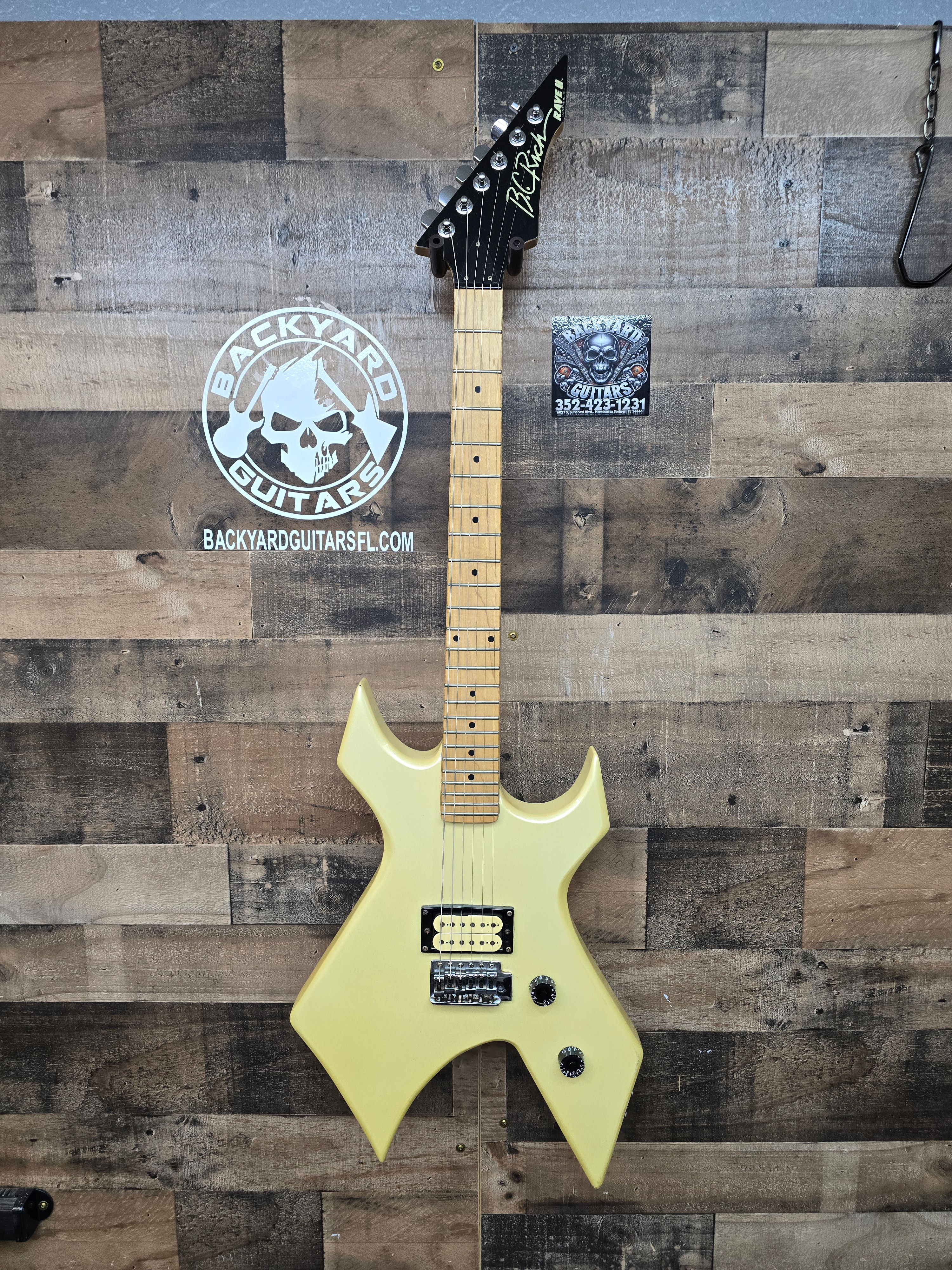 BC Rich warlock Rave 1980's