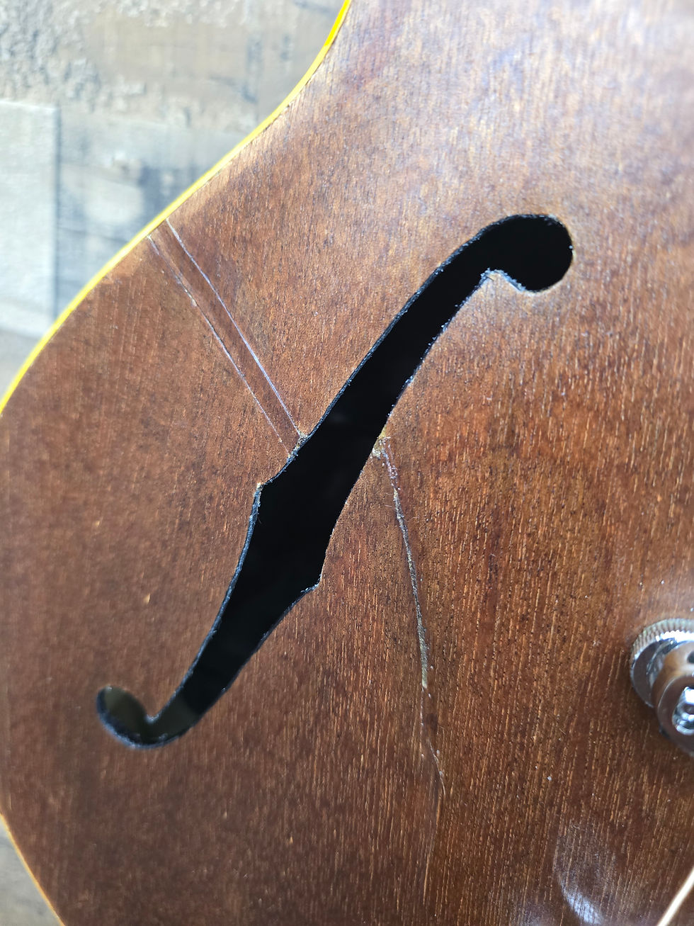 Thumbnail: 1930s Gibson L50? Resto Mod 