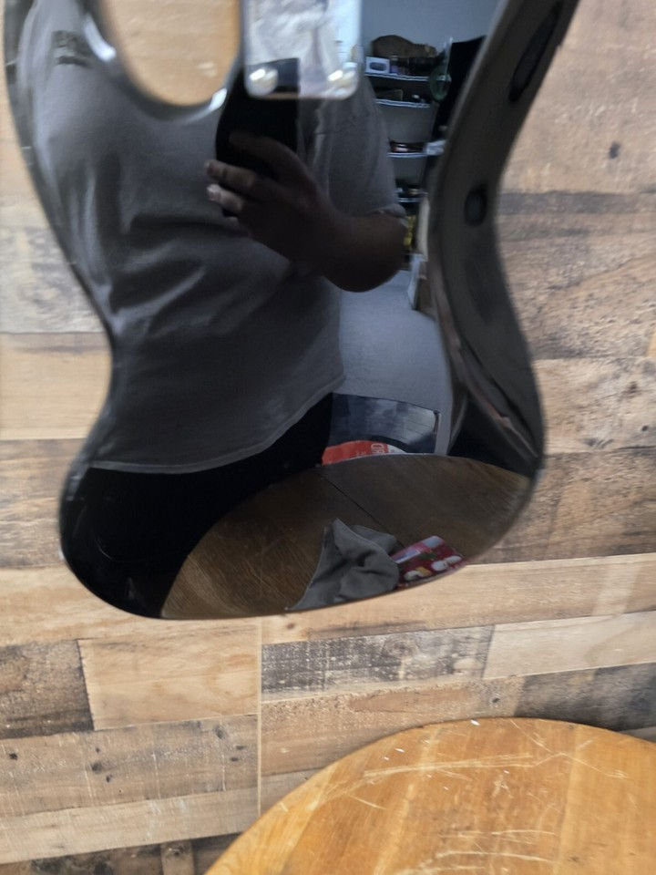 Thumbnail: Squier Paranormal Jazz Bass '54