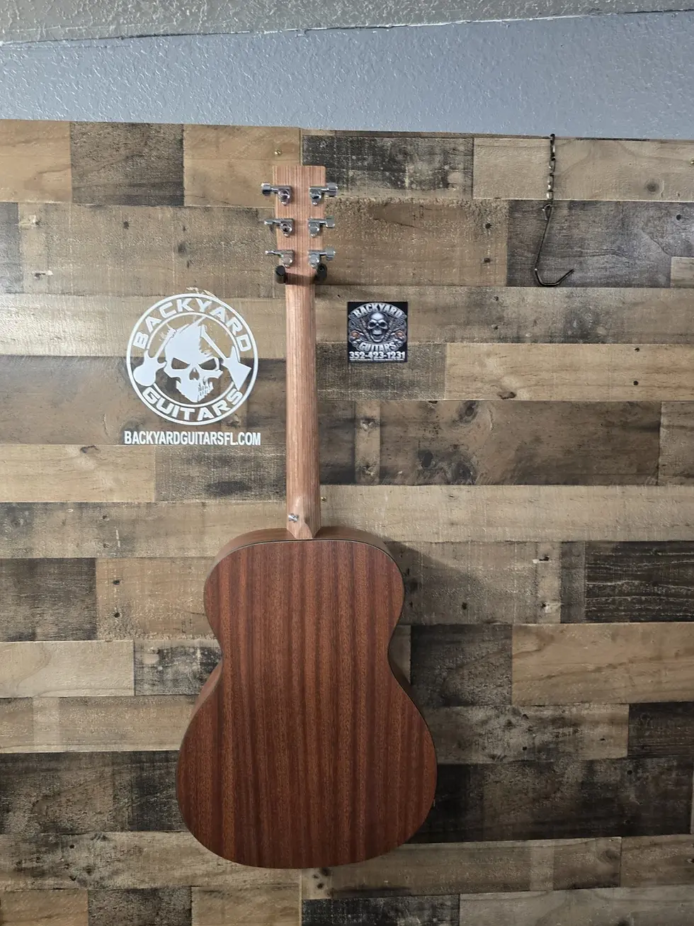 Thumbnail: Martin Special 000-X1AE