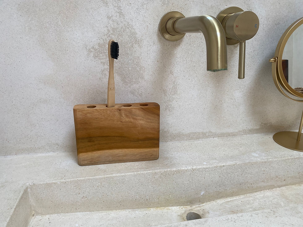 Thumbnail: Wooden Toothbrush Holder