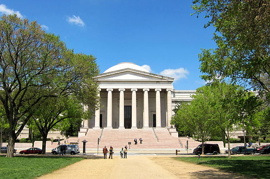 National_Gallery_of_Art_-_West_Building.JPG