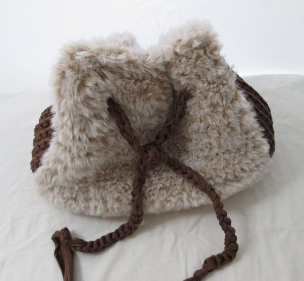 Thumbnail: Furry Bucket