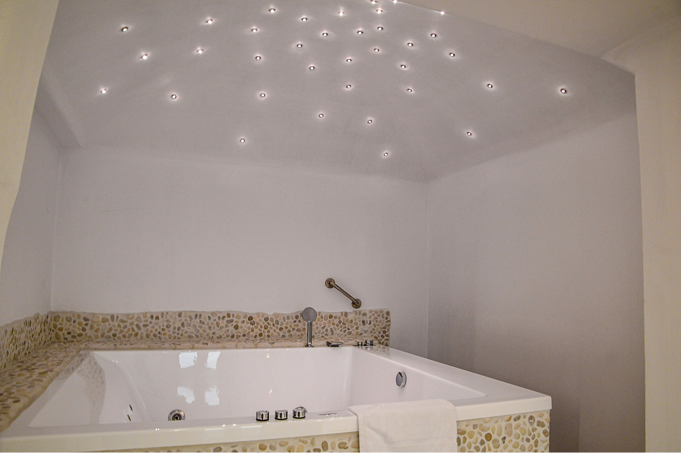 Jacuzzi tub, Cyano Suites, Naxos, Greece
