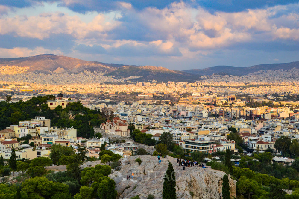 Climbing the Acropolis A Travelogue and Guide