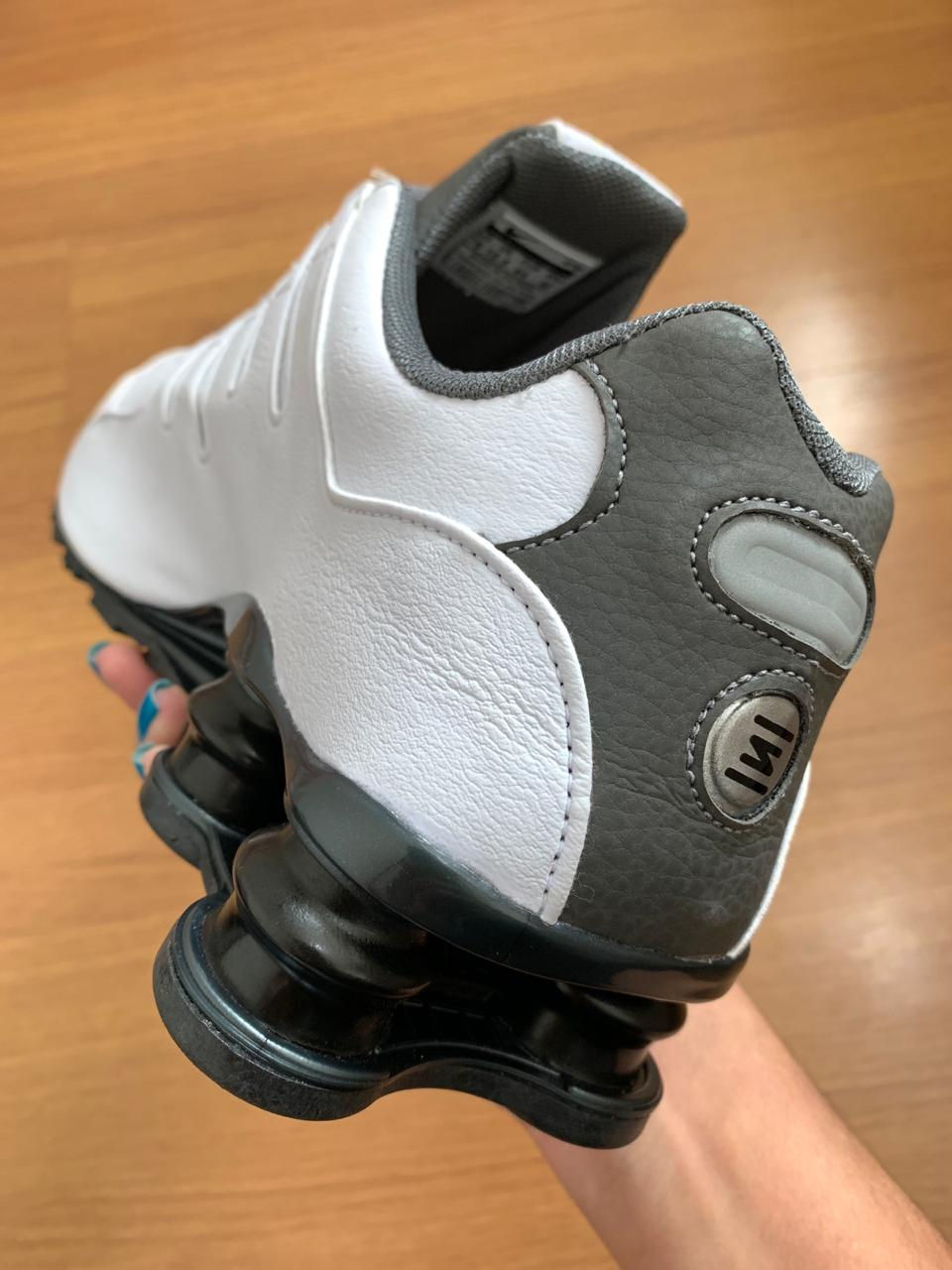 Miniatura: NIKE SHOX NX BRANCO E CINZA