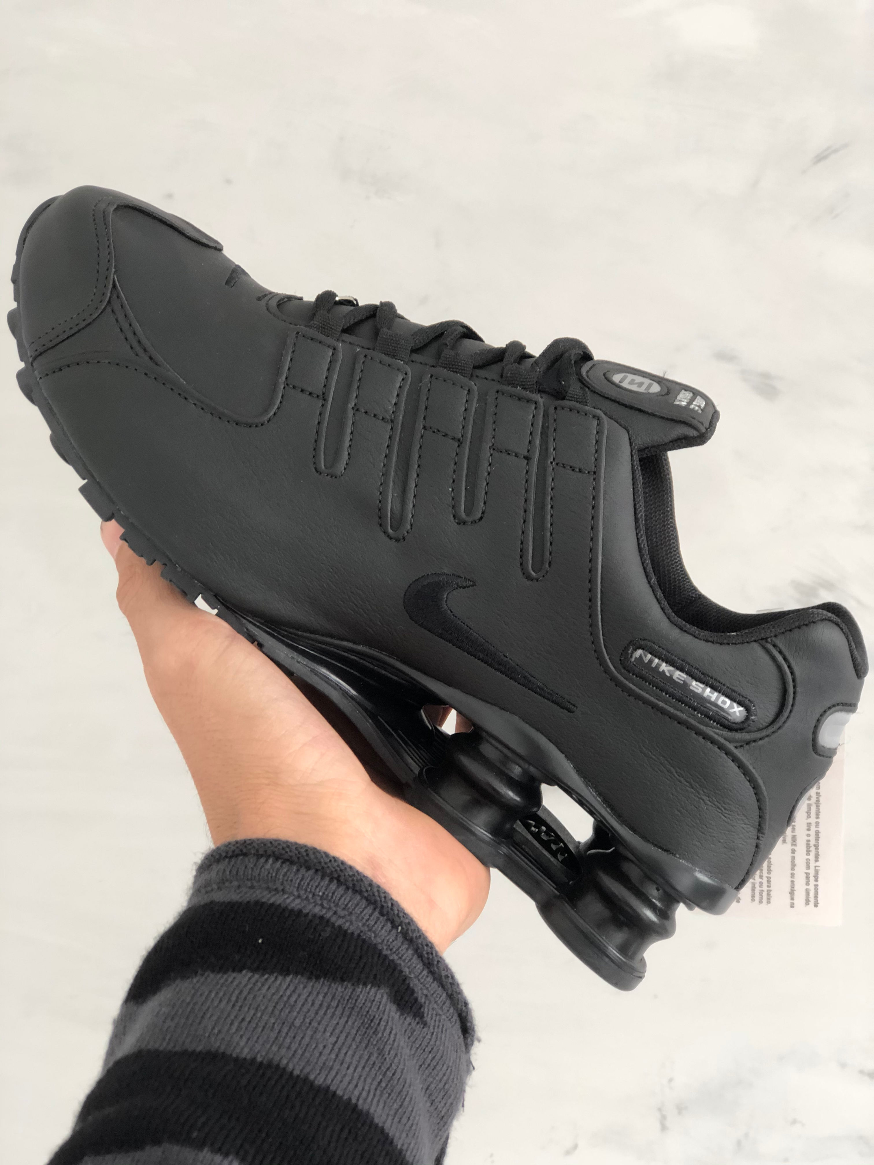NIKE SHOX NX PRETO