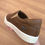 Miniatura: SAPATENIS SLIP-ON LACOSTE MARRON SEM CADARÇO