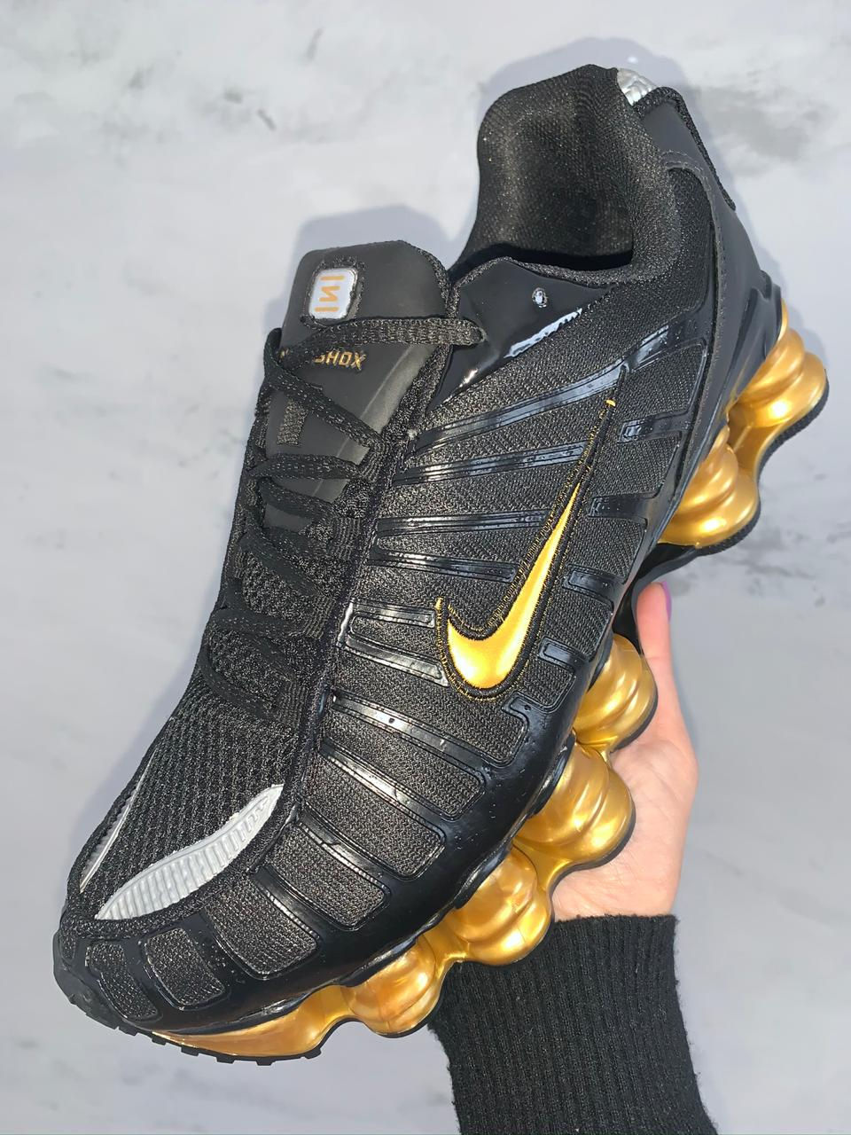 Miniatura: NIKE 12 MOLAS PRETO E DOURADO