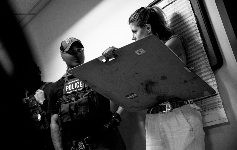 Documentary photograph of deportations in New York.