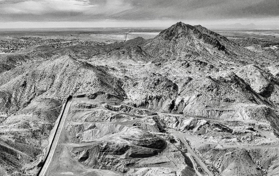 Aerial photograph of the United States southern border. 