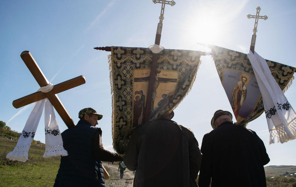 Documentary photograph of a burial service in Romania.