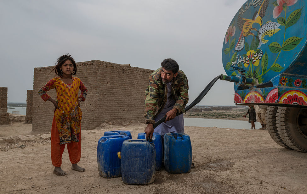 Documentary photograph of the Mohana fishing community in Pakistan.