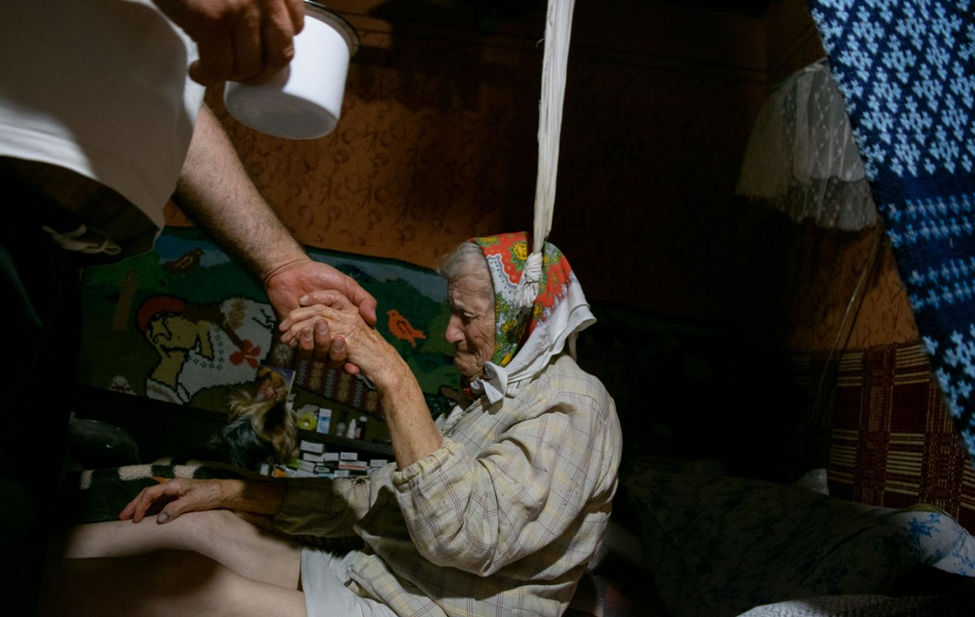 Portrait of an elderly Romanian woman.