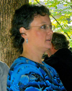 leah schade, profile (2).jpg