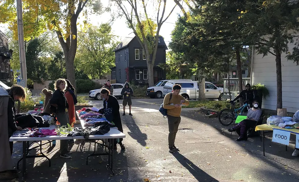 A Madison Mutual Aid Network Cooperative Sharefest. Photo credit: Stephanie Rearick