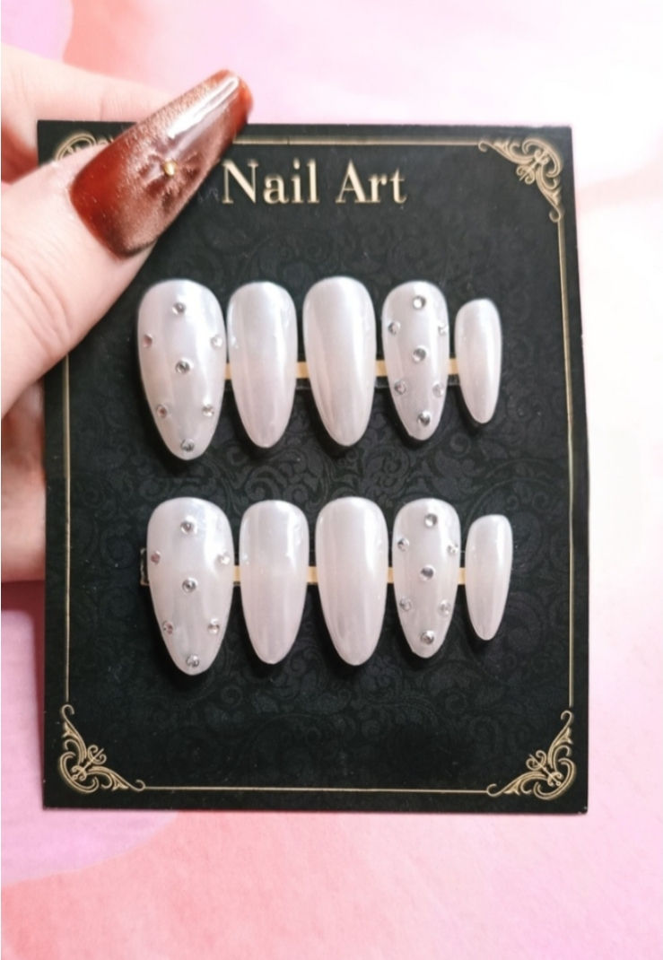 press on nail