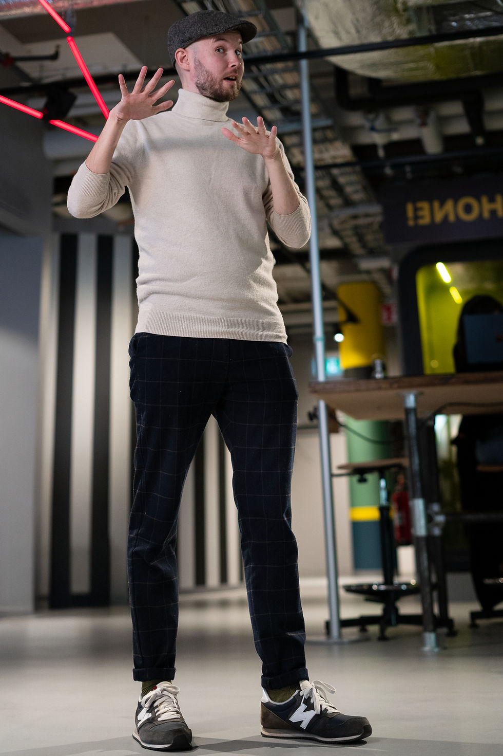 Hampus Sjöblom full body image