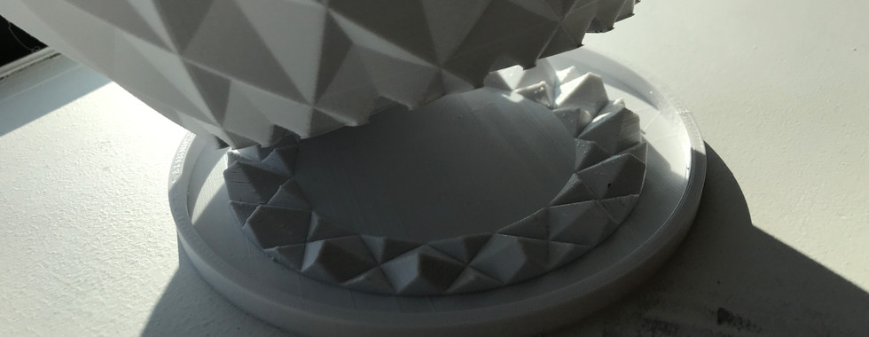 Parametric planter base and top connection