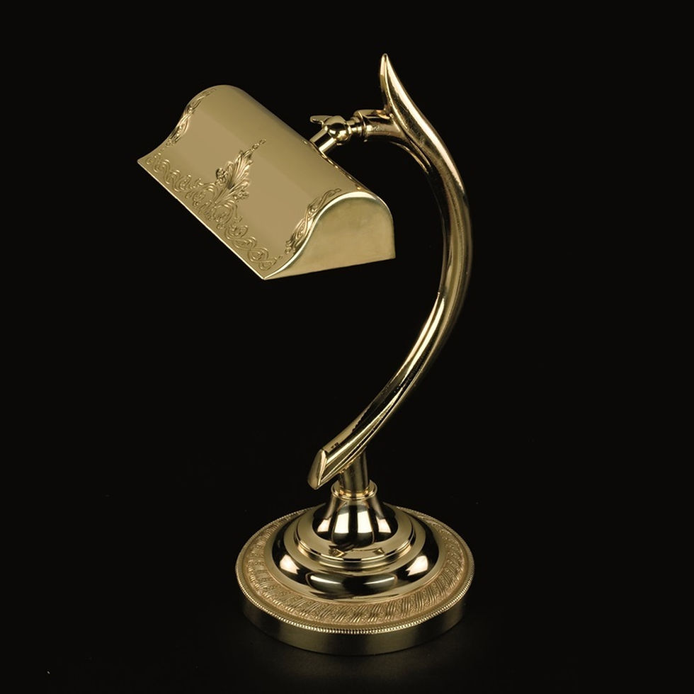 Noemi 1, Advokat lampen