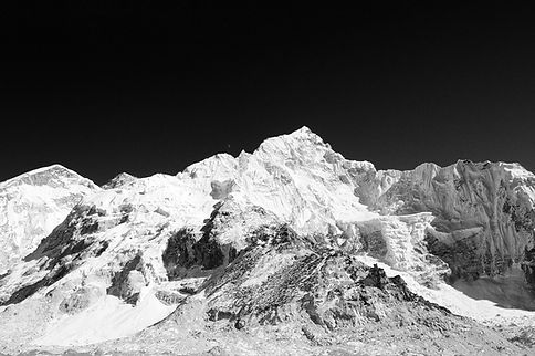 trekking-1768091_1920.jpeg