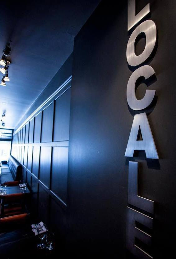 Locale in King
