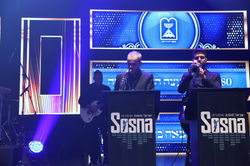 f5ab3435-0b75-45a9-b303-4badddde988e