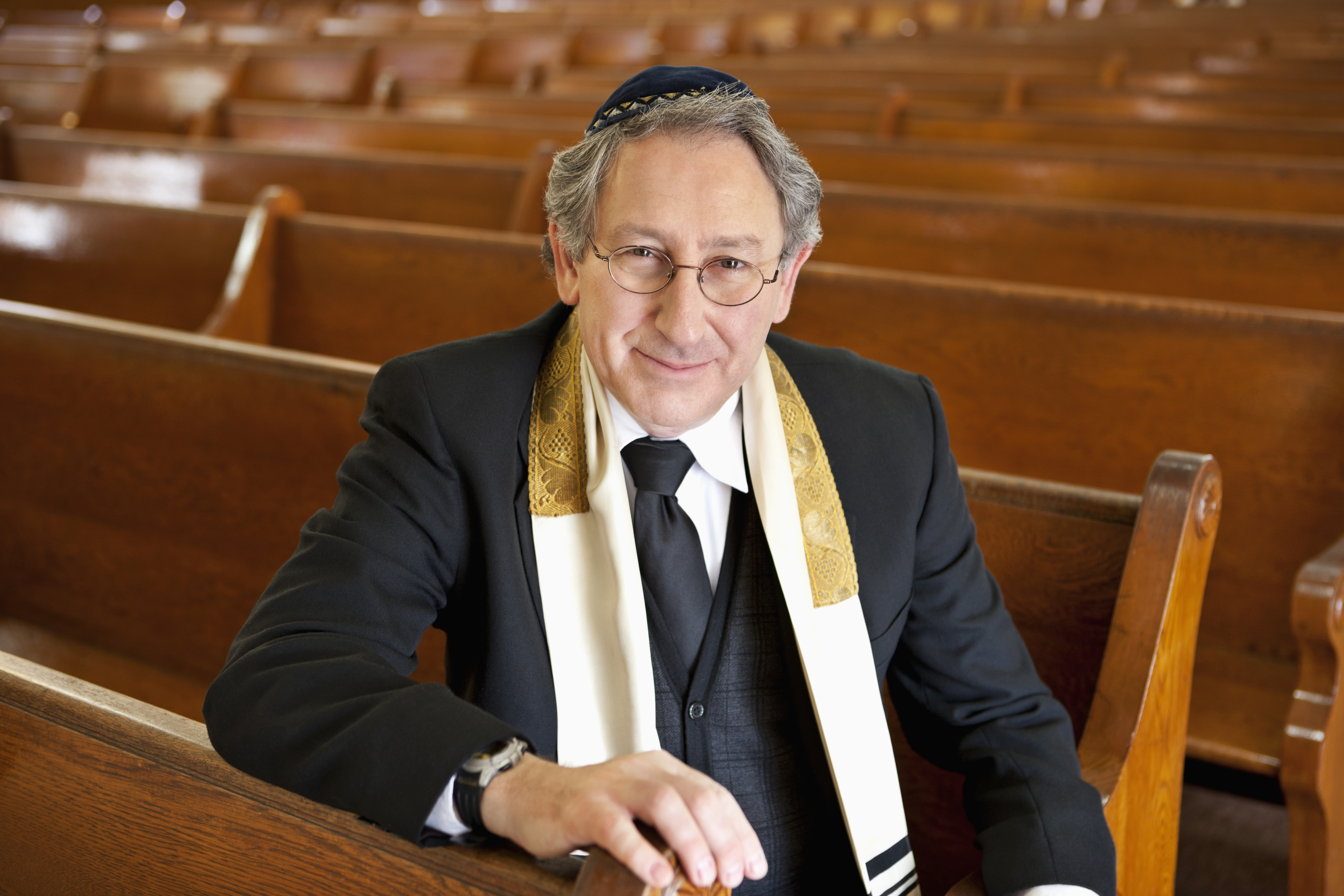 Rabbi In Synagogue