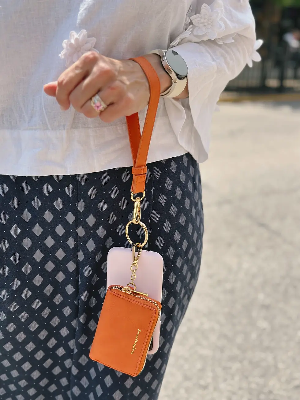 Thumbnail: Clip & Go Brushed Vegan Leather