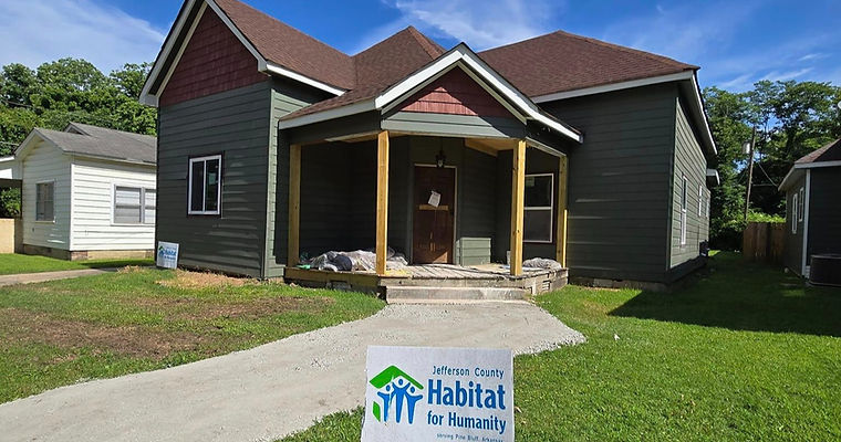 2005 E_edited_edited.jpg