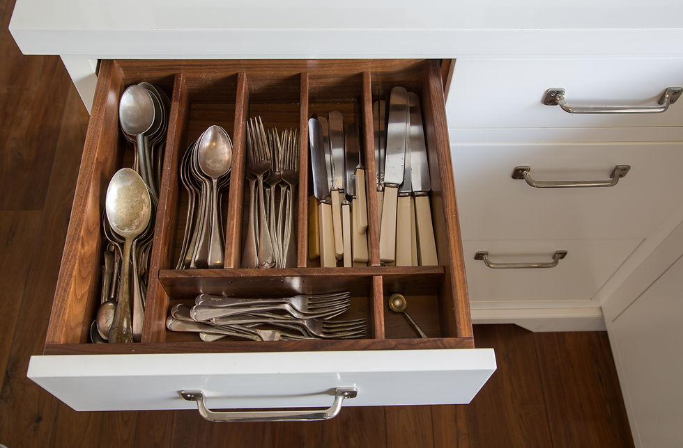 05_hub-of-the-house-by-karen_beverly-hil