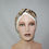 Miniatura: turbante en base de tela de bambú color crema con pañuelo estampado animal print