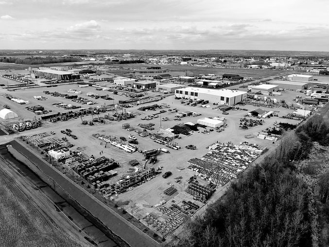SG Yard black.jpg