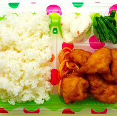唐揚弁当　600円（税込）