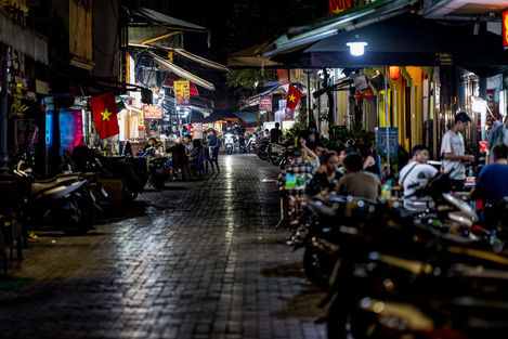 52586915328_fb0ce96690_k