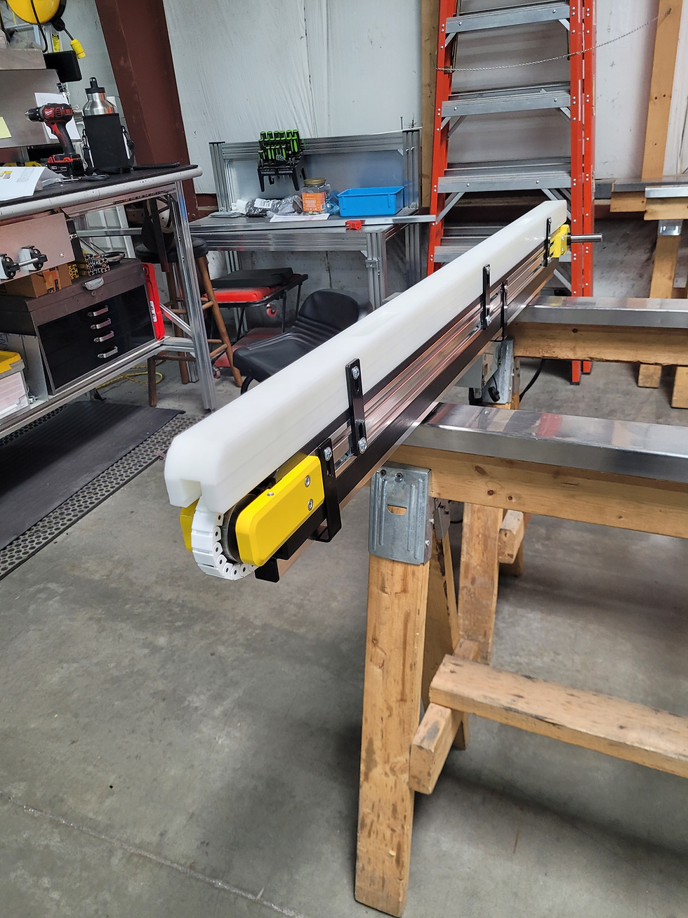 Flat-Top-Chain-Conveyors-Engineered-Solutions-DC002