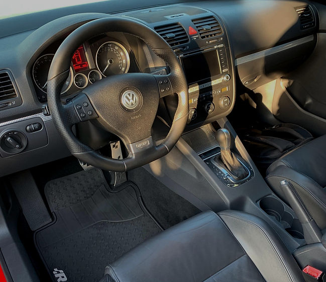 r32-1_edited_edited.jpg